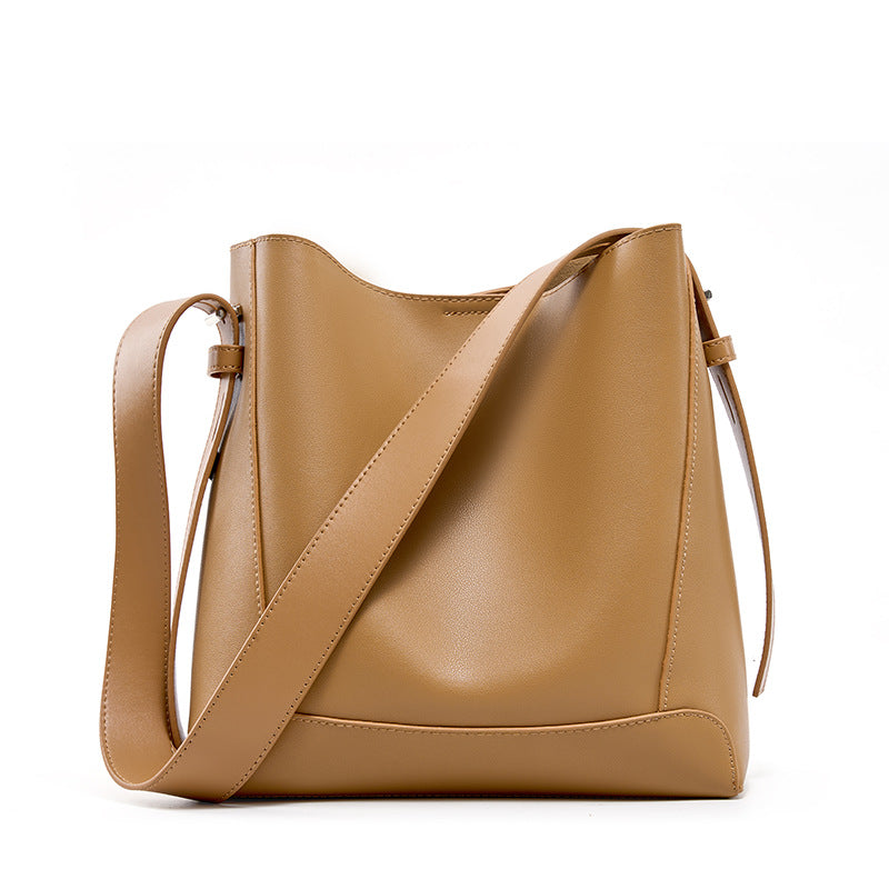 Big Bag Bag Women&#039;s Spring And Summer 2024 New Women&#039;s Bag Crossbody Bag All-match Genuine Leather Shoulder Large Capacity Commuting Bucket Bag
