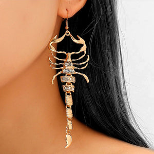 Europe And The United States Cross-border Personality Geometric Exaggerated Temperament Diamond Scorpion Necklace Fashion Trendy Punk Style Halloween Jewelry